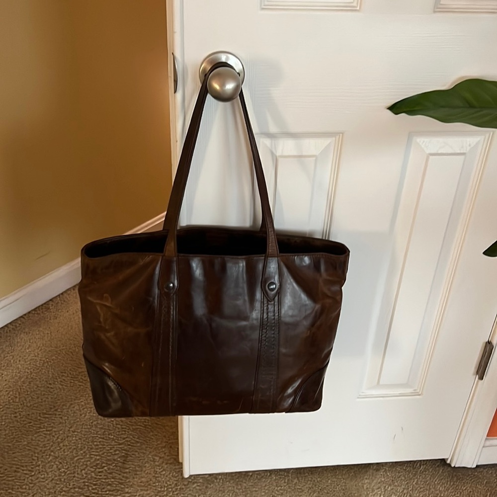 Freye Company beautiful supple leather tote bag in brown.